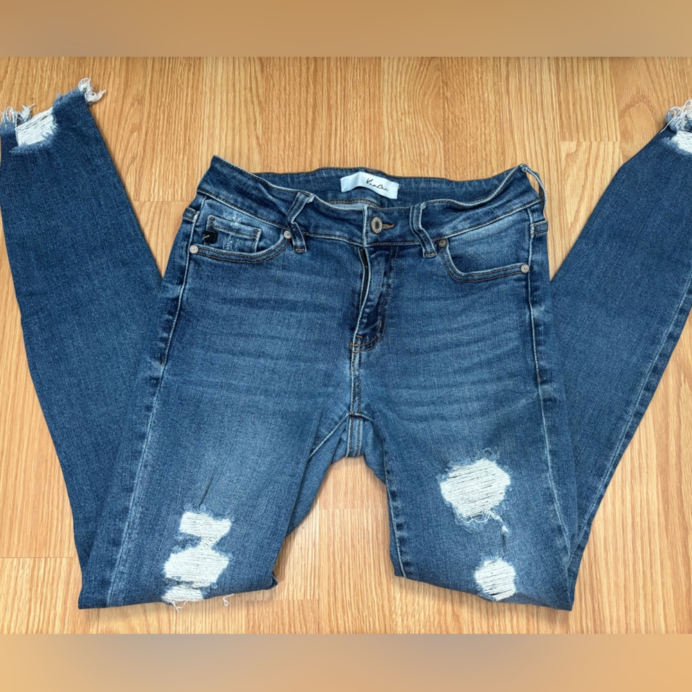 Kansan Distressed Skinny Jeans